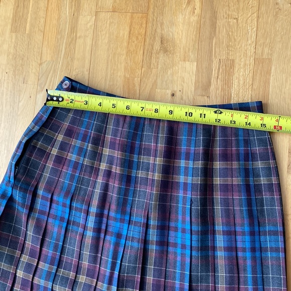 Vintage wool kilt skirt - Picture 11 of 11